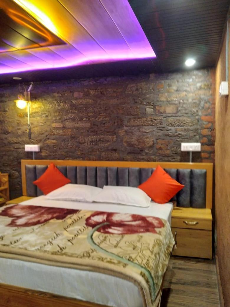 Nature Villaas Basa Homestay Pauri Ngoại thất bức ảnh